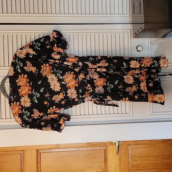 Mini Dress - Picture 9 of 11